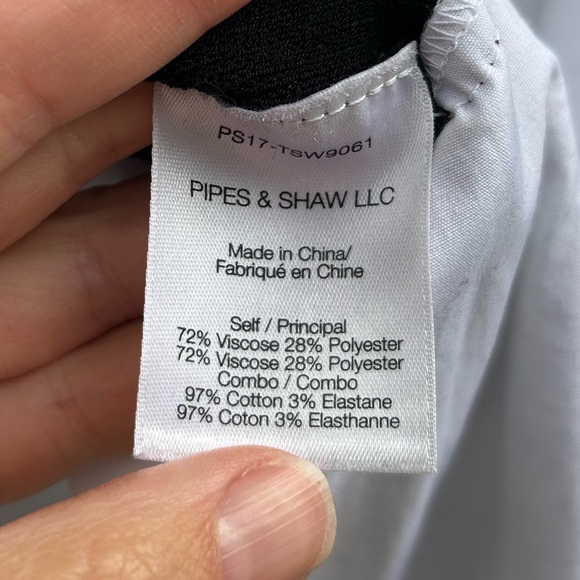 Veronica Beard Mixed Media V-Neck Sweater, size M - Picture 8 of 8